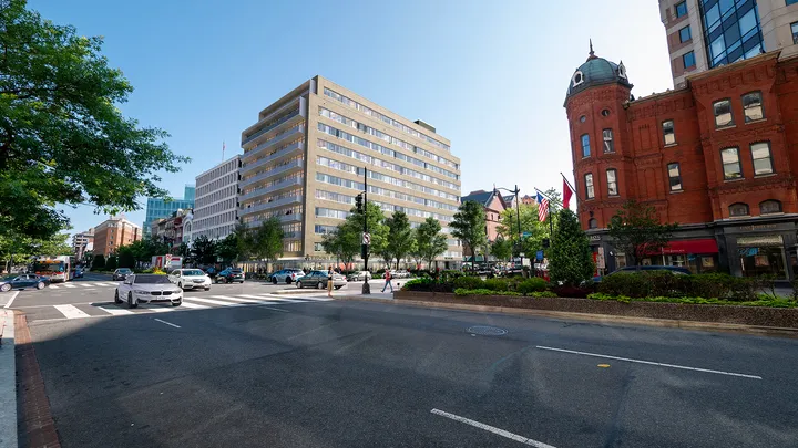1201 Connecticut
